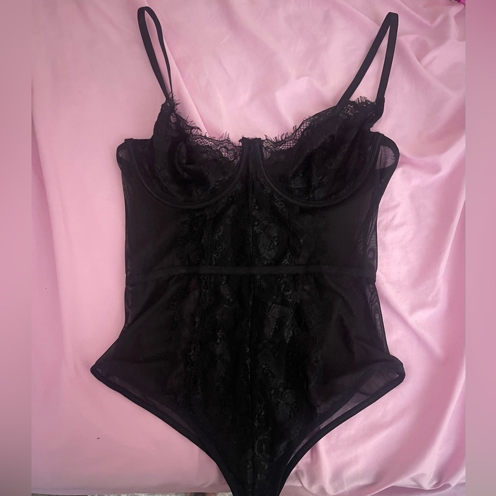Lace Teddy - Picture 1 of 8